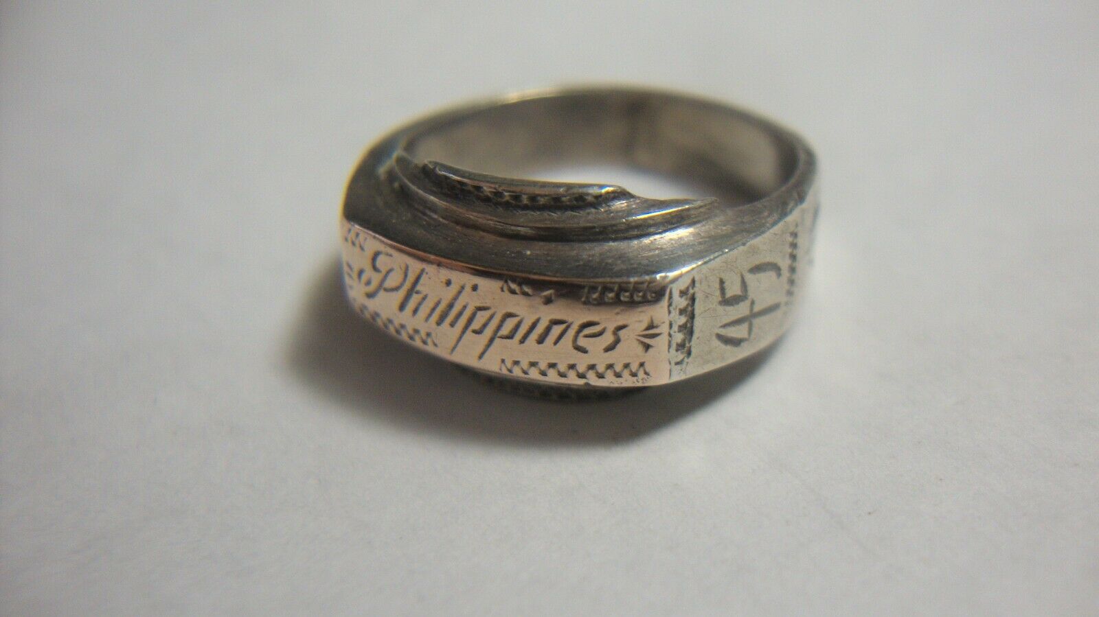 Ww2 1945 Philippines Handcrafted Trench Art Sweetheart Ring Silver & Gold Sz 6