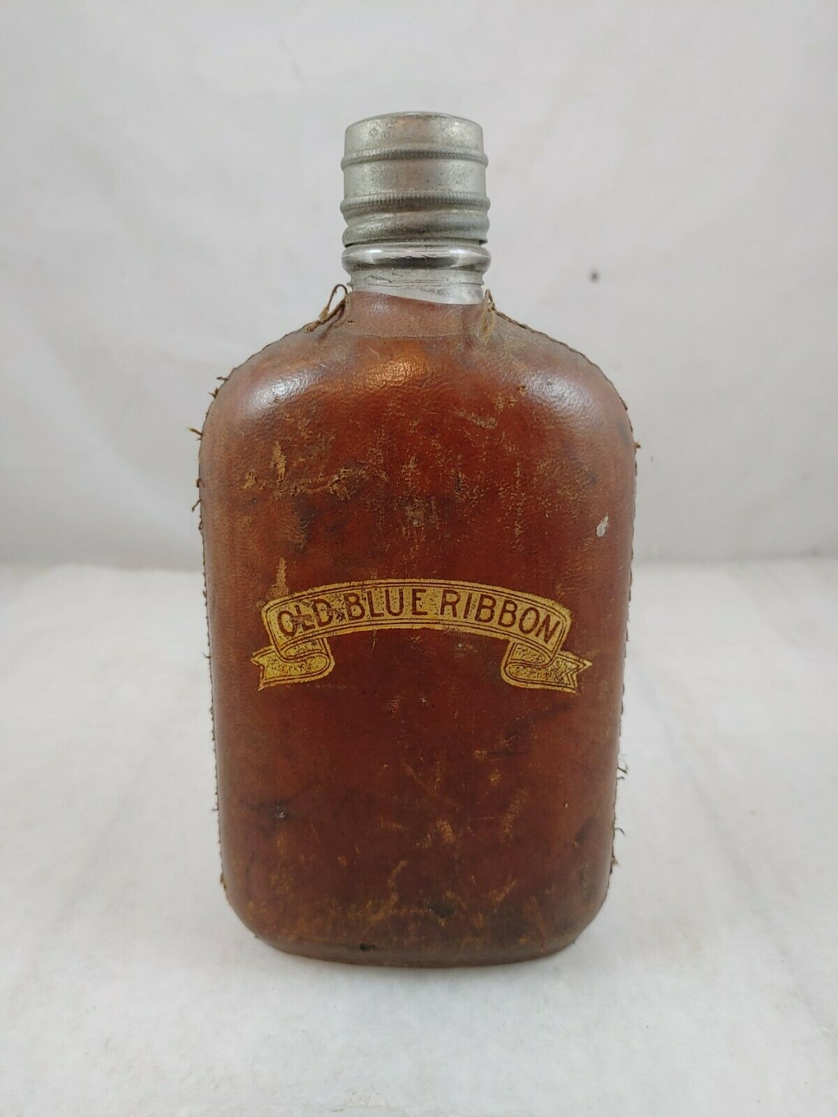Vintage "old Blue Ribbon" Whiskey Glass Bottle Flask Brown Leather Case Rare (c1