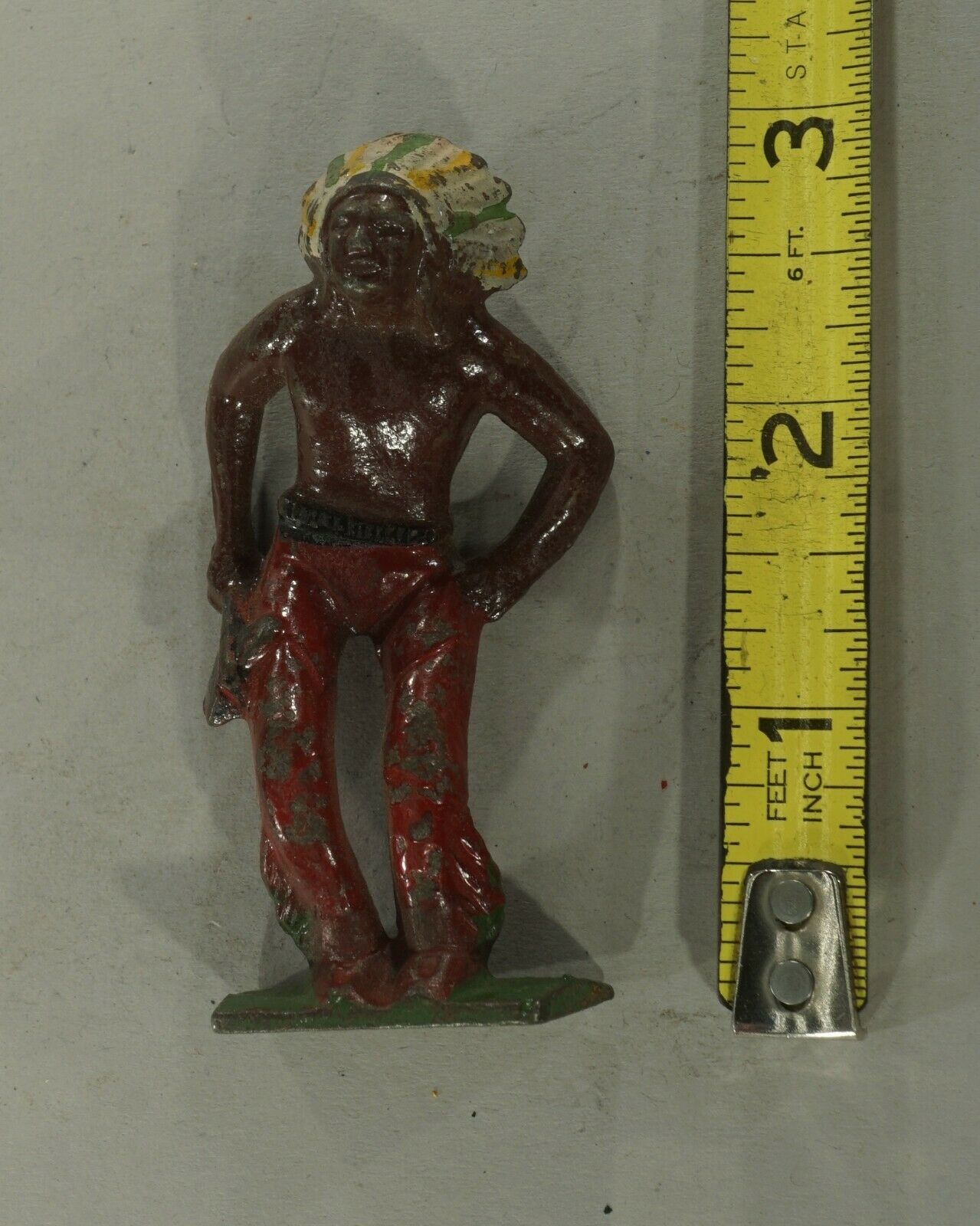 Original Vintage Antique Toy Native American Indian Lead Figure (inv. No. 9152)