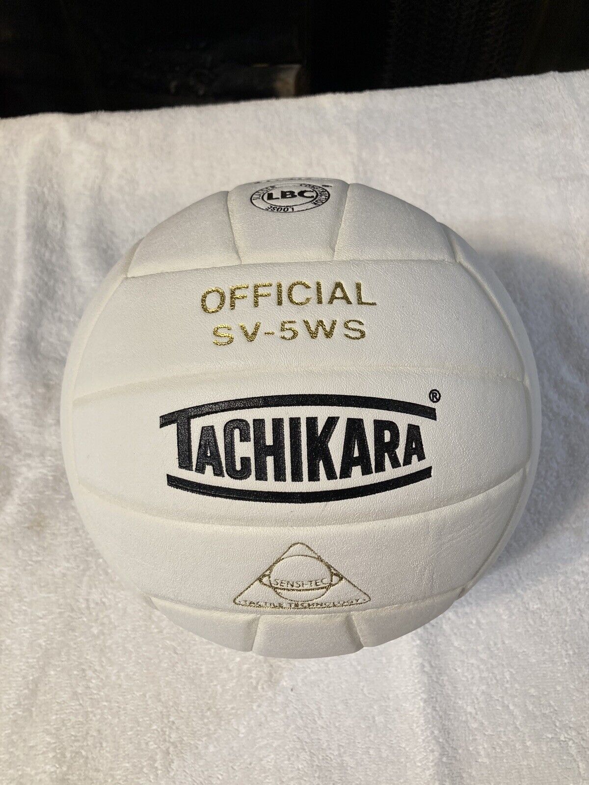 Tachikara Sv-5ws Composite Ncaa Volleyball (new But Has Storage Wear)