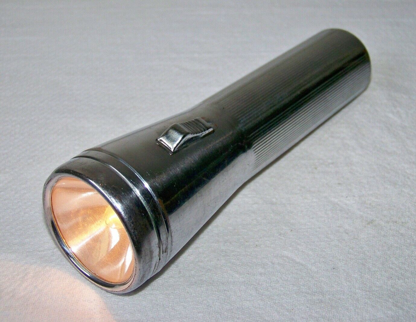 Vintage Ray-o-vac Rare Model Usa Made Ribbed Handle D-battery Utility Flashlight