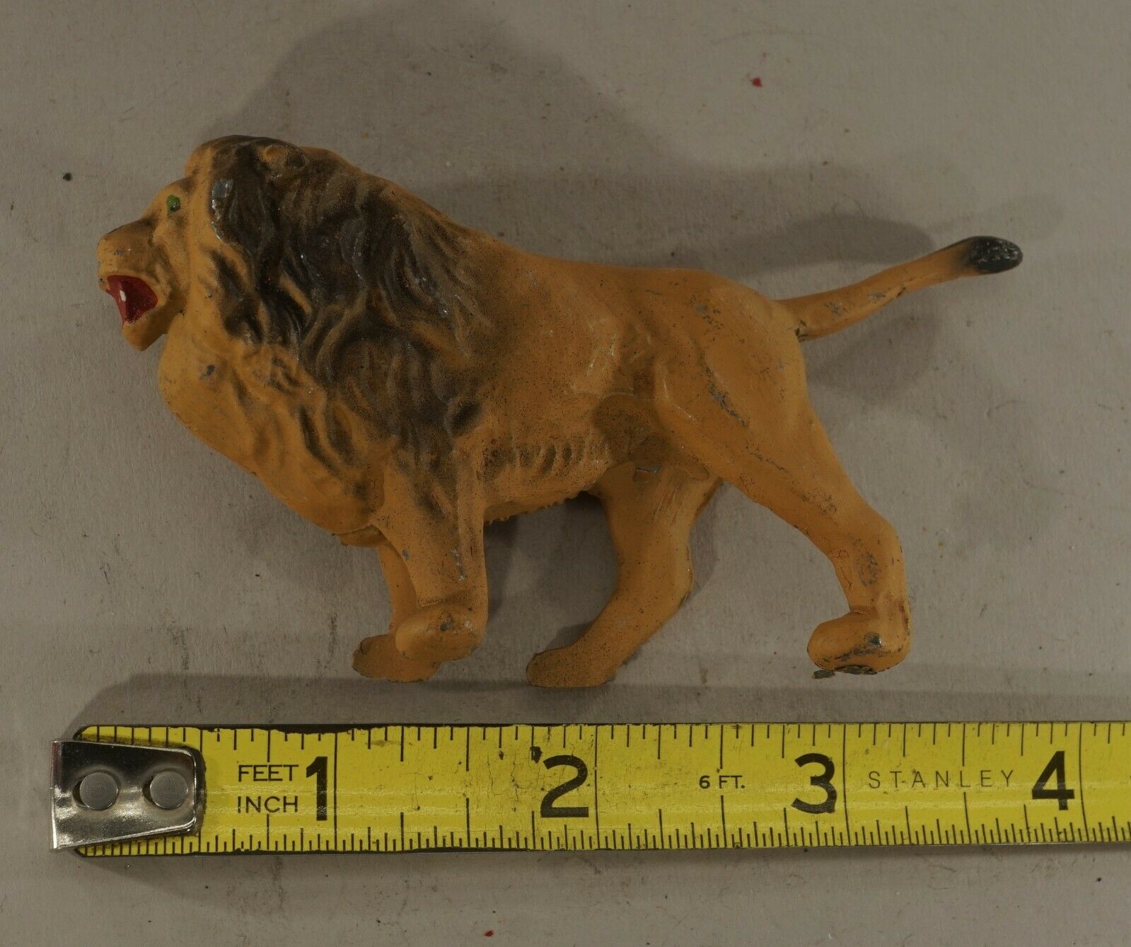 Original Vintage Antique Toy Lion Animal Lead Figure (inventory No. 9324)