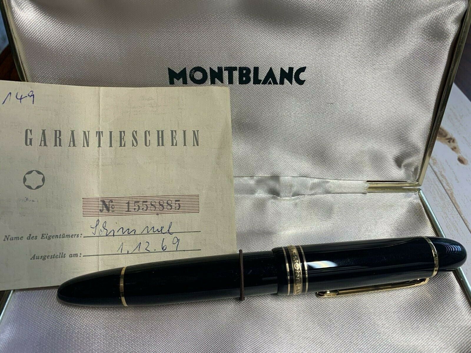 Montblanc Meisterstuck 149 Fountain Pen 18k 750 "m" Nib + Case (item 33)